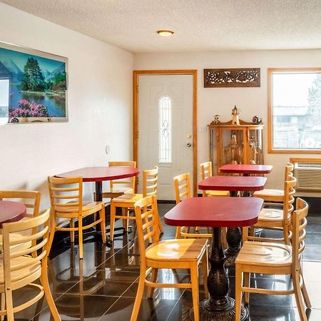 Econo Lodge Inn & Suites Madras Dış mekan fotoğraf