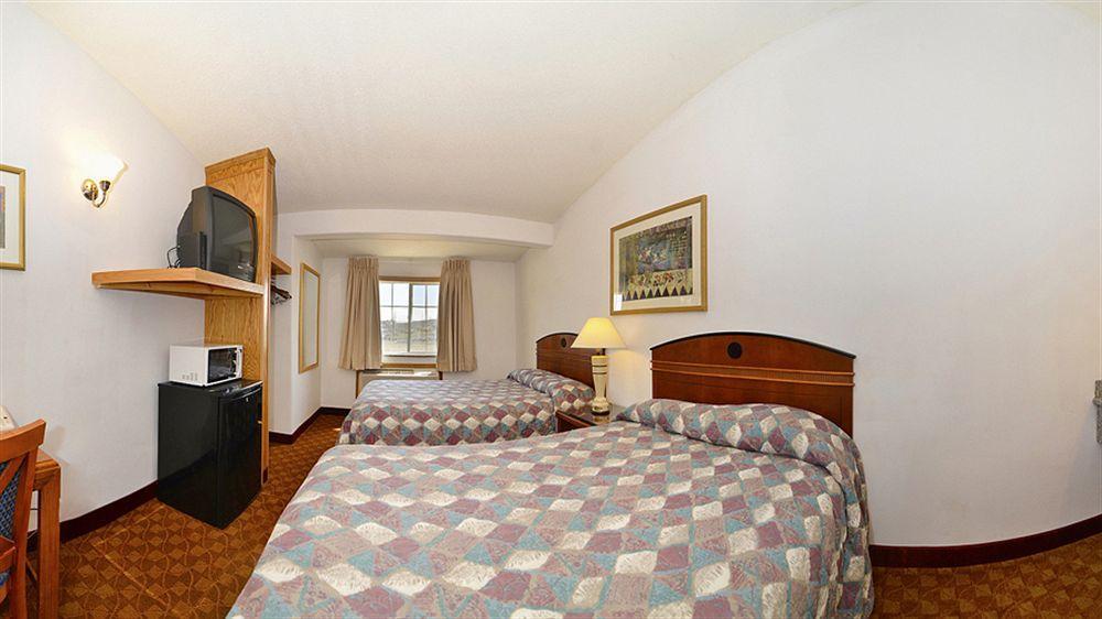 Econo Lodge Inn & Suites Madras Dış mekan fotoğraf