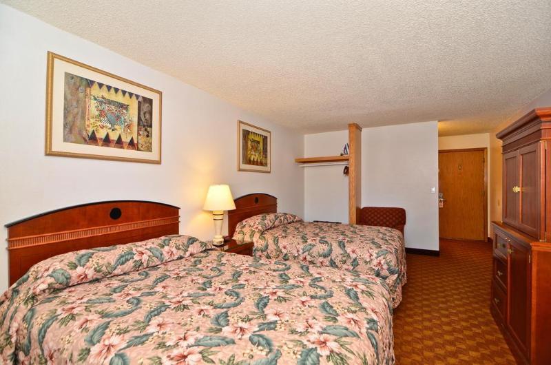 Econo Lodge Inn & Suites Madras Dış mekan fotoğraf