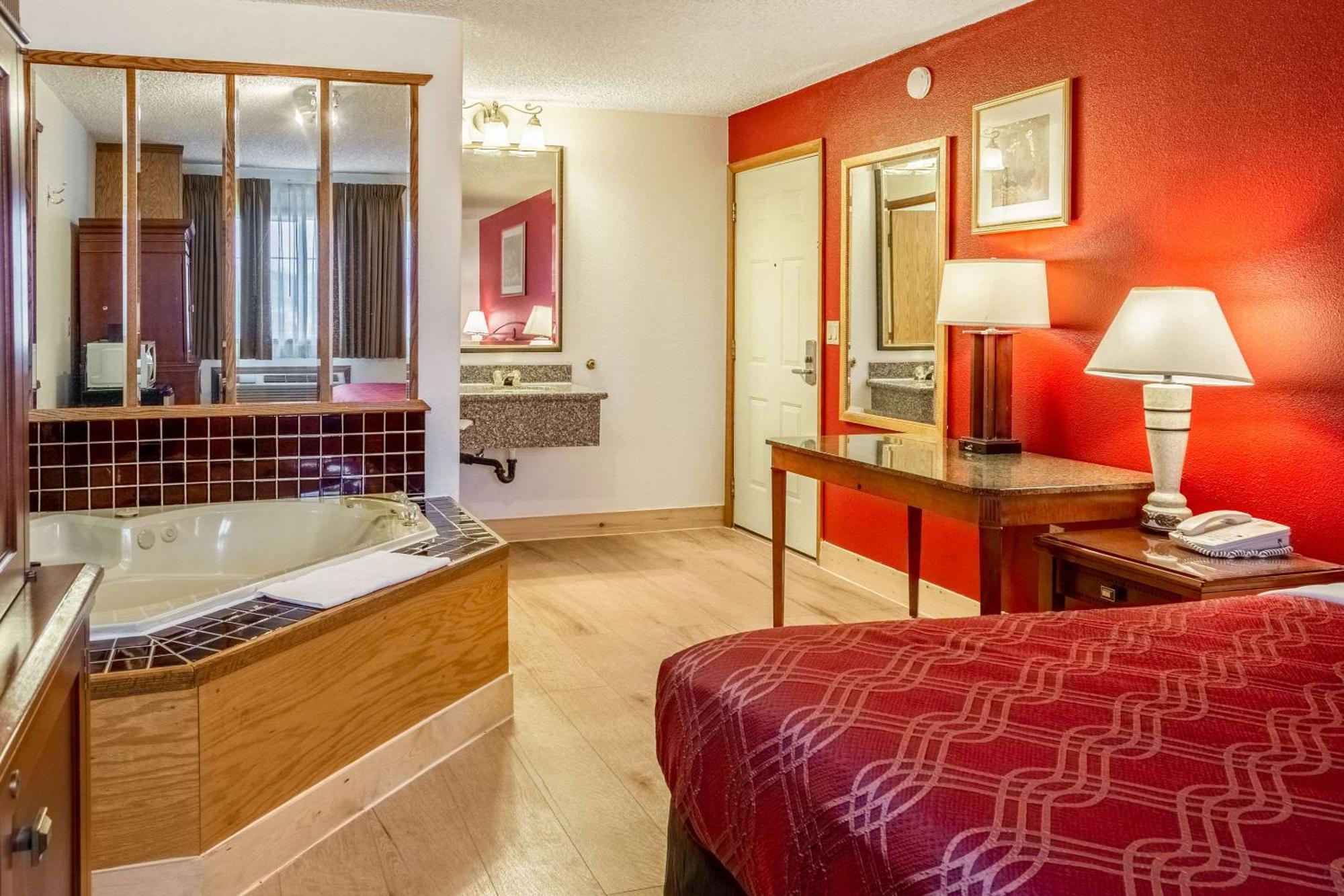 Econo Lodge Inn & Suites Madras Dış mekan fotoğraf