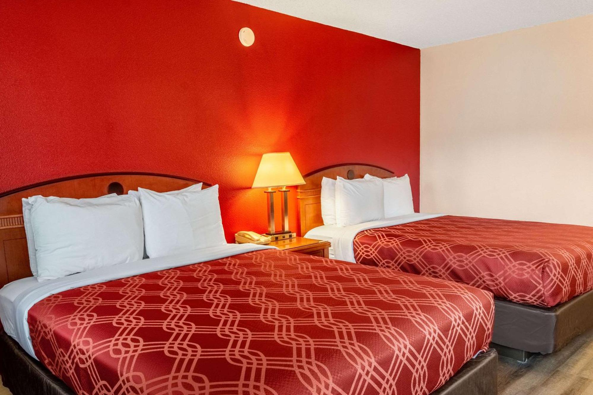 Econo Lodge Inn & Suites Madras Dış mekan fotoğraf