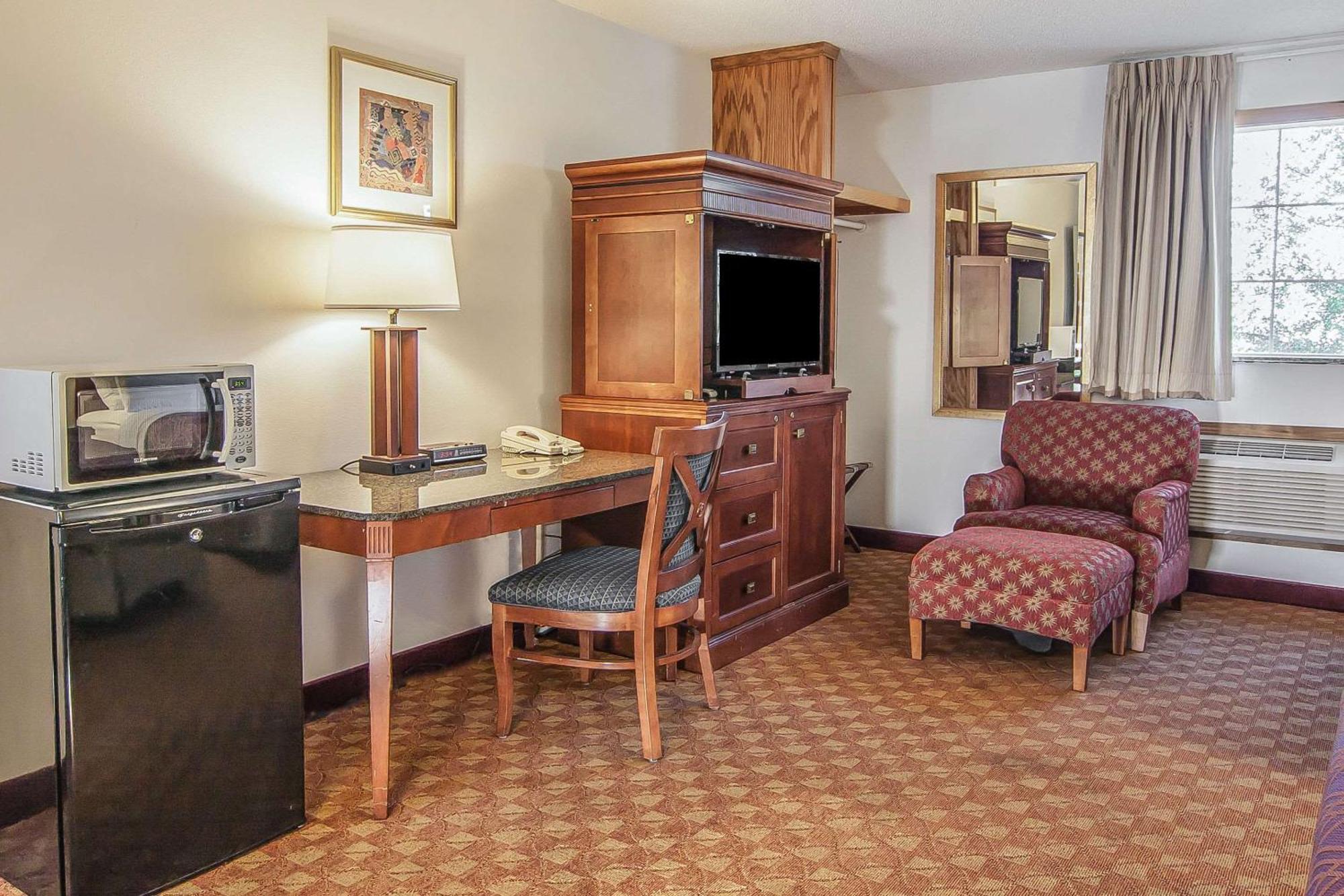 Econo Lodge Inn & Suites Madras Dış mekan fotoğraf