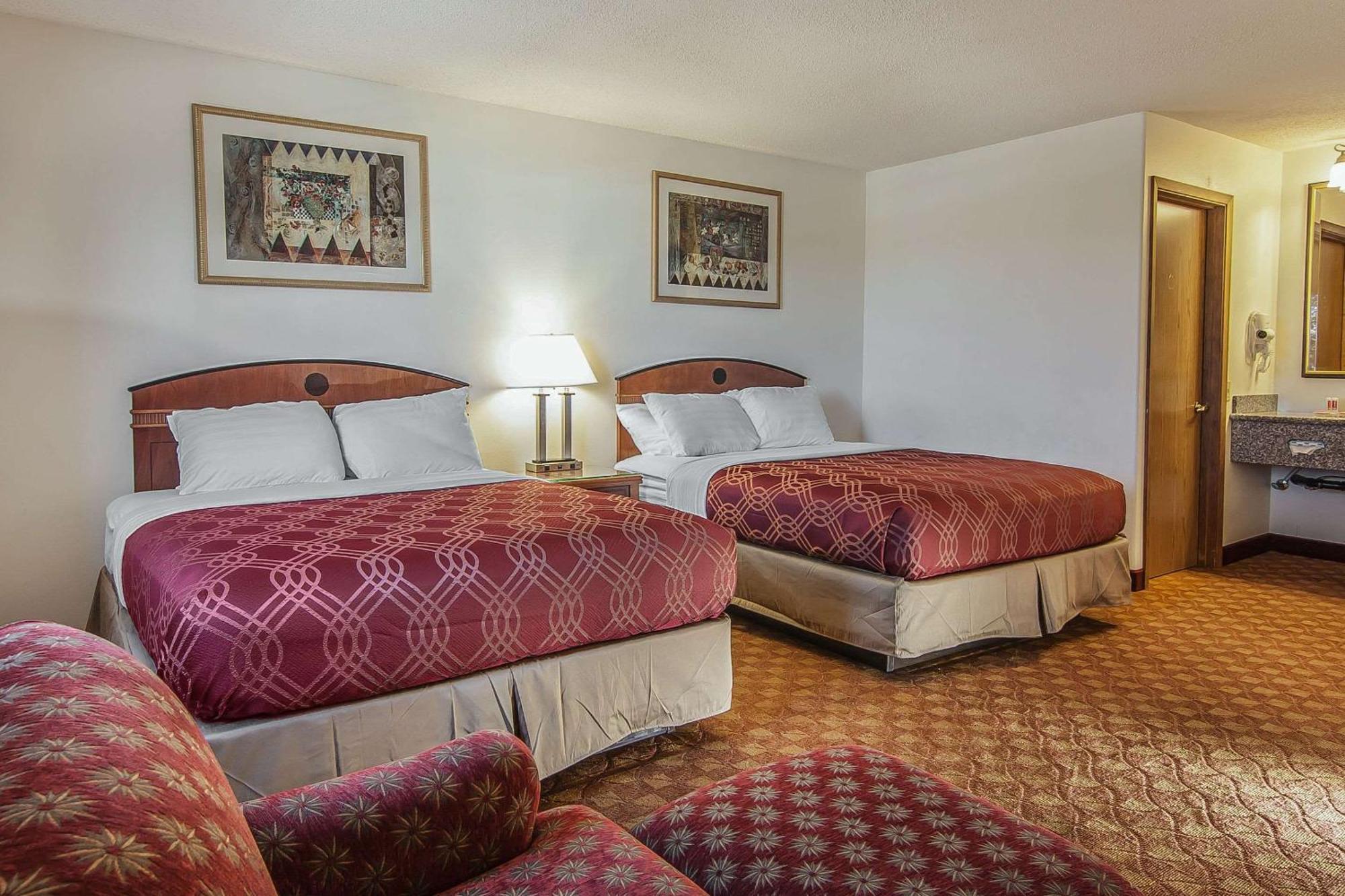 Econo Lodge Inn & Suites Madras Dış mekan fotoğraf