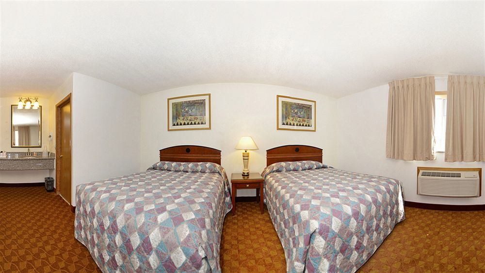 Econo Lodge Inn & Suites Madras Dış mekan fotoğraf