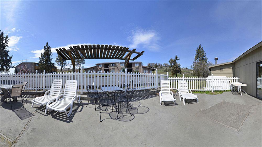 Econo Lodge Inn & Suites Madras Dış mekan fotoğraf