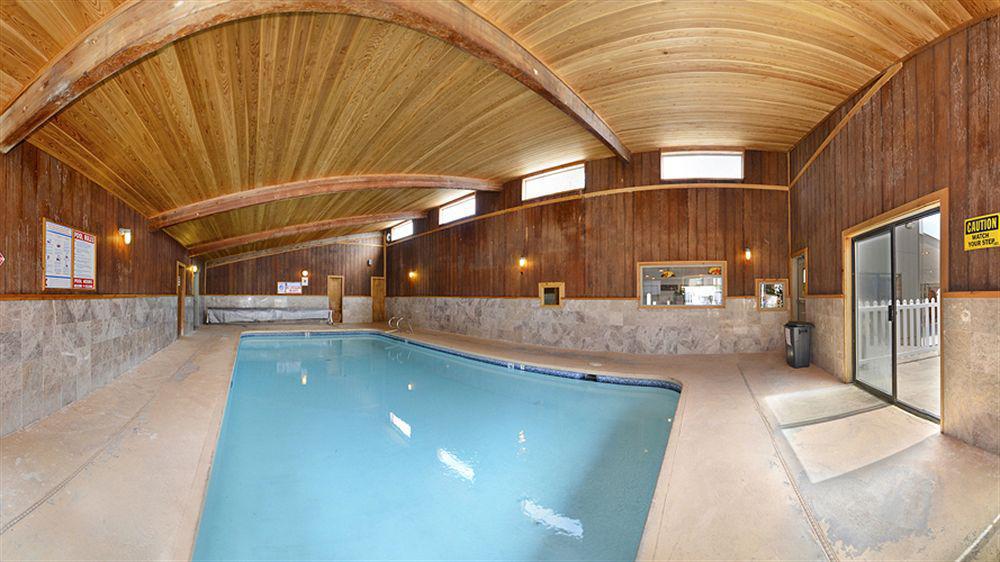 Econo Lodge Inn & Suites Madras Dış mekan fotoğraf